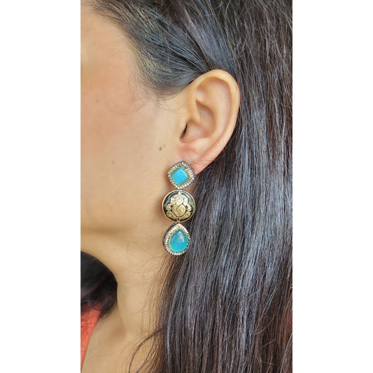 BLUE BANO DANGLERS