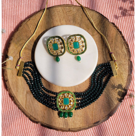 DARK GREEN KIRTI CHOKER