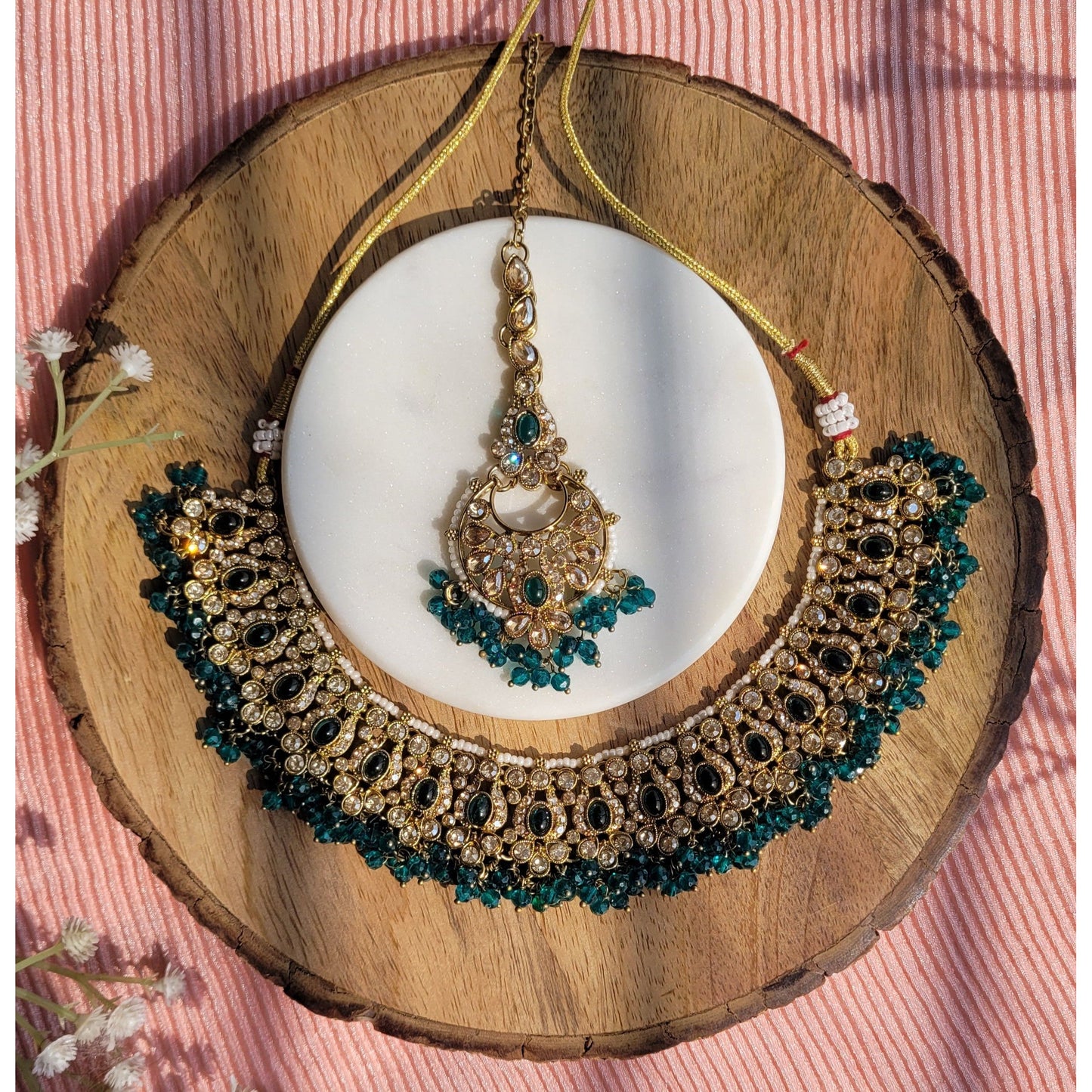 GREEN URMI NECKLACE