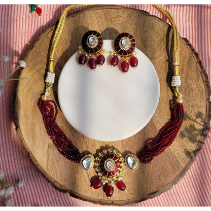 MAROON SAMIYA CHOKER