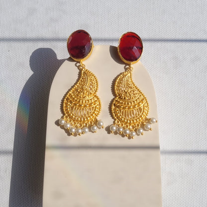 MAROON MEHEK DANGLERS